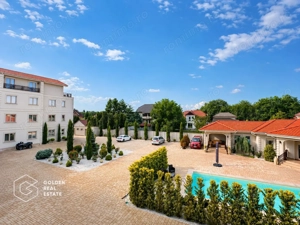 Apartament premium, zona Subcetate, 3 camere, 2 bai, loc parcare, sala, piscina - imagine 17