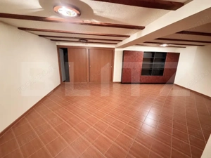 Casa 5 dormitoare, 300 mp, subsol, teren 2026 mp, zona Cetate - imagine 9