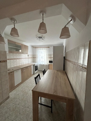 Proprietar inchiriez apartament 3 camere Brasov G-ral Mociulschi 9 - imagine 5