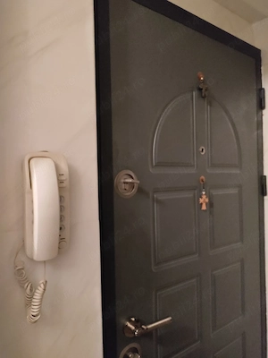 Vand ap. 2 camere decomandat