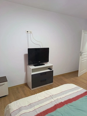 OCAZIE!Inchiriez apart 2 camere LUX, 60mp ,Bloc nou NICOLINA ap deLidl - imagine 3