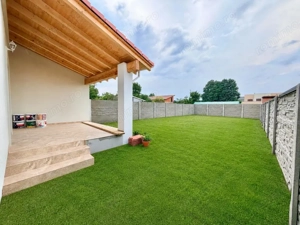 Duplex premium cu 5 camere si 3 bai - Zid dublu - Mosnita  - imagine 2