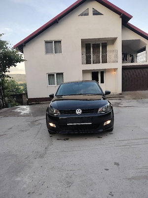 vând VW polo 6r an 2011 motor 1,4 benzina euro 5  - imagine 3