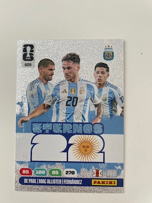 vand cartonas de fotbal 