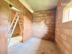 Casa individuala cu 3 camere si 656 mp teren, de vanzare in Sanmihaiu Roman - imagine 8