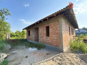 Casa individuala cu 3 camere si 656 mp teren, de vanzare in Sanmihaiu Roman - imagine 3
