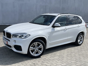 BMW X5 F15 M-Paket 3.0-258CP   Bord digital   Full Option