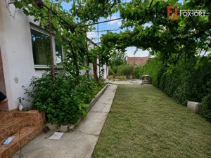 Casa individuala 5 camere de vanzare, zona centrala Sagu, Arad - imagine 2