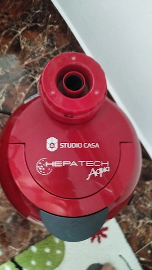 Vand aspirator filtrare cu apa si masina de paine