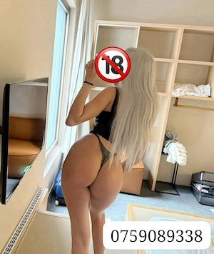 Larisa cateva zile! NEW