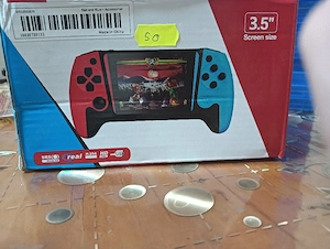 vând jocuri PS4-ps5 plus consolă retro 