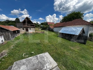 Casă tradițională, teren 2.043 mp zona Aghiresu - imagine 3