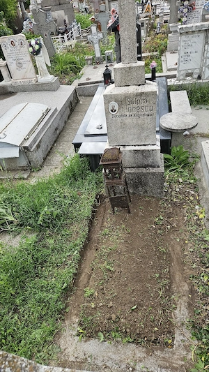 Loc de veci Eternitatea Galati - imagine 2