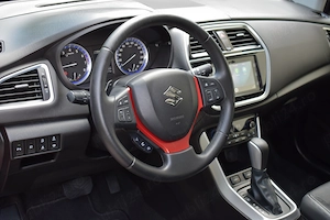 SUZUKI SX4 S-CROSS LUXUS (Echipare Full Option!) CUTIE AUTOMATA Tapiterie piele Plafon panoramic  - imagine 8