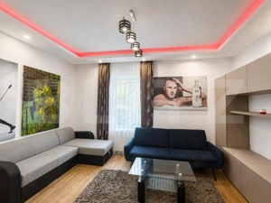 Apartament 3 camere, 95 mp, decomandat, cu curte, Andrei Muresanu - imagine 2