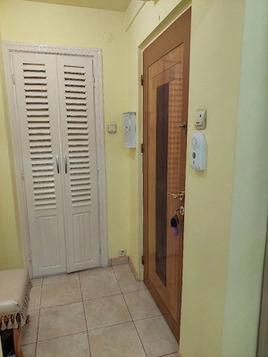 Apartament de vanzare, modern si mobilat - imagine 3