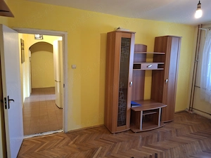 De vanzare apartament 4 camere Girocului- Spitalul Judetean 89000 euro - imagine 9
