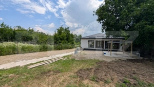 Casă pe structură metalică 3 camere  141 mp utili, teren 900mp, Razvad - imagine 5