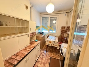 Piata 700- 2 camere- Centrala proprie
