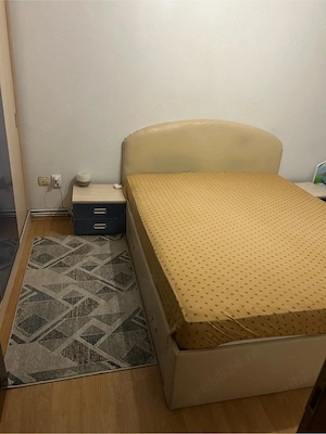 Vand mobila de dormitor