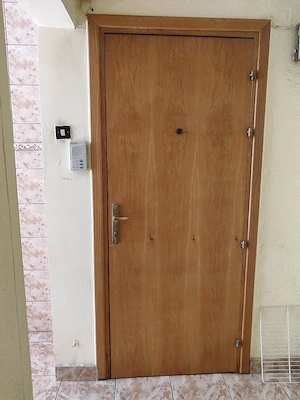 particular vând apartament cu doua camere  - imagine 2