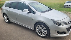 opel astra j an 2013 17 disel.110cai  - imagine 4