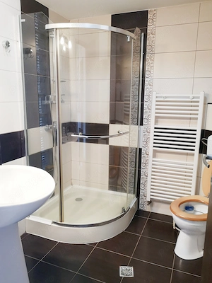 Ofer spre inchiriere apartament 2 camere, 76mp, zona hotel Diana, garaj - imagine 4