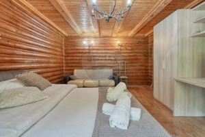 Casă din buștean rotund | 3.735 mp teren | La 30 km de Brașov - imagine 8