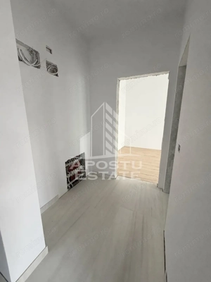 Apartament cu 2 camere, decomandat, etaj 1, zona Planetelor - imagine 6