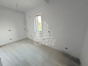 Apartament cu 2 camere, decomandat, etaj 1, zona Planetelor - imagine 5