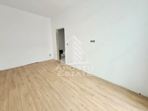 Apartament cu 2 camere, etaj 2, decomandat, zona Planetelor - imagine 4