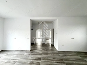 Casa individuala de vanzare pe parter, curte proprie, zona Sanandrei - imagine 7