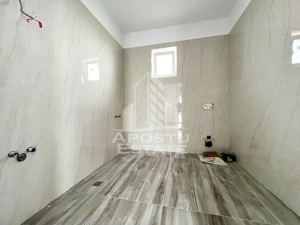 Casa individuala de vanzare pe parter, curte proprie, zona Sanandrei - imagine 8