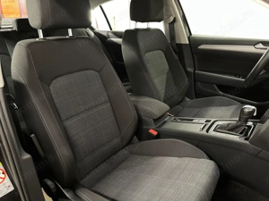 Volkswagen Passat - imagine 9