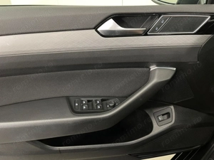 Volkswagen Passat - imagine 13