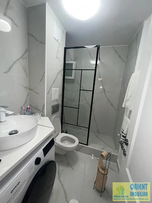 Tomis Nord, Ciresica, de vanzare, 2 camere, gaze, mobilat, renovat - imagine 6
