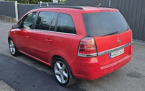Dezmembrez Opel Zafira B 1.9cdti 150cp faruri xenon/navi 70/jante opc r17 - imagine 4