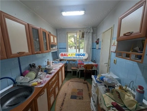 Drumul Taberei,ap. 3 camere, decomandat, etaj 2 din bloc cu 4 etaje - imagine 13