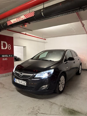 Opel Astra J Model Deosebit VÂND SCHIMB - imagine 2