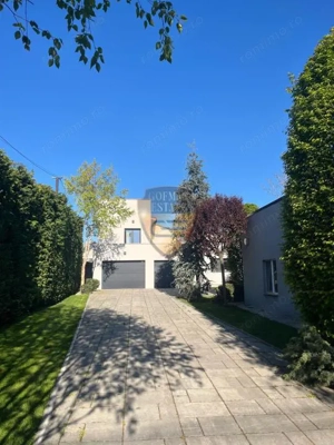 Vilă Premium – Teren 900mp 2 corpuri de casă Lux, Tehnologie Palazu - imagine 3