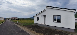 Casa Suseni intrarea dinspre Reghin - imagine 4