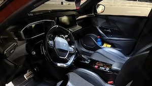 Peugeot 2008 - imagine 10