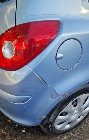 Opel Corsa D (2008)   1.2 Benzină   3 Uși - imagine 7
