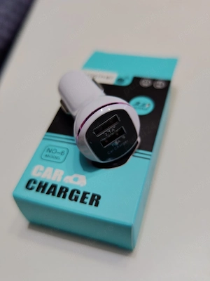 Incarcator auto cu 2 USB, 2.1 A + 1 A, pentru telefon și accesorii