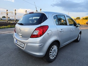 Opel Corsa 1.4 Benzină (90 CP) - 2008 - Dotări + Investiții recente - imagine 2