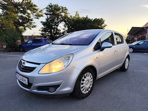 Opel Corsa 1.4 Benzină (90 CP) - 2008 - Dotări + Investiții recente