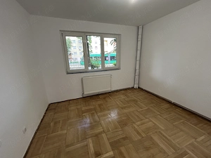 Vand apart.3 cam.Calea Romanilor,la parter inalt,bloc caramida 4 etaje - imagine 5