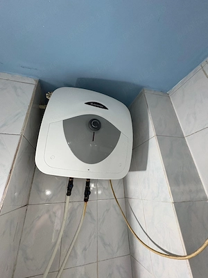 Vand apartament cu 2 camere semidecomandat  - imagine 4