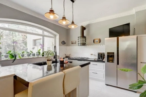 Vila lux*6camere*Pipera*curte* 4 dormitoare*Iancu Nicolae*mobilat*utilat - imagine 4