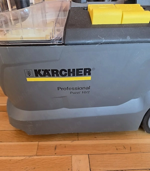 aspirator Karcher profesional puzzi 10  2